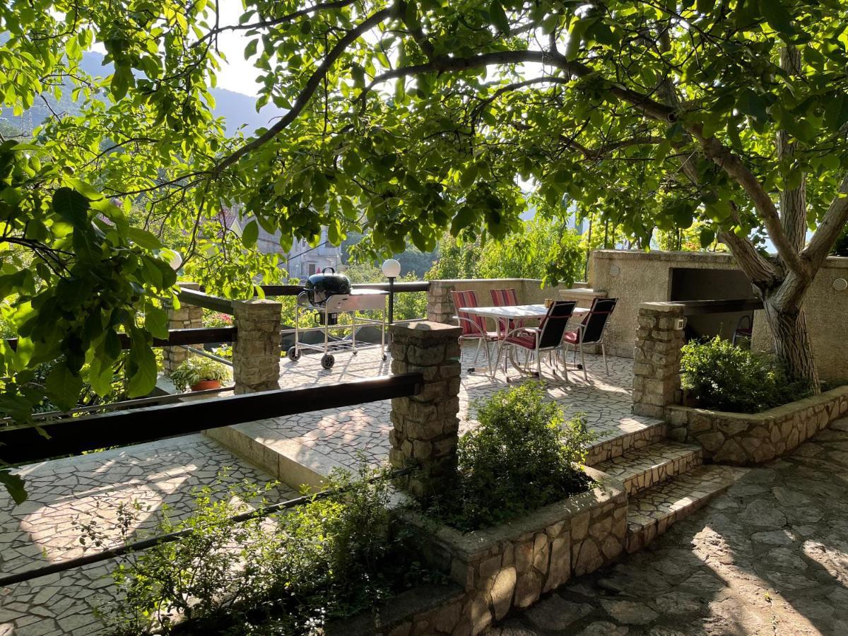 Apartments Smit Крес Екстериор снимка
